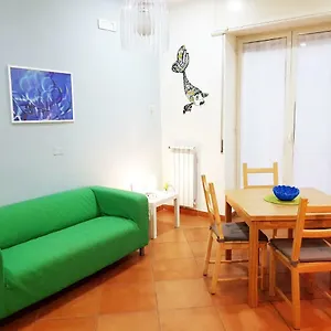 vecchia-napoli-spaccanapoli.hotels-amalfi.com/